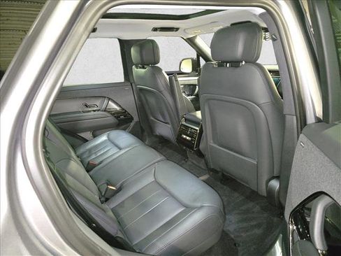 Certified 2023 Land Rover Range Rover Sport SE image 11