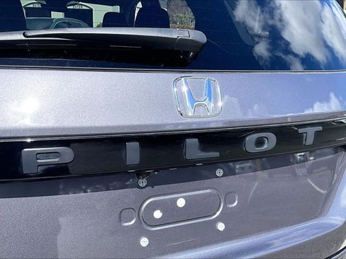 Certified 2025 Honda Pilot EX-L image 58