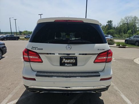 Used 2019 Mercedes-Benz GLS 450 4MATIC image 4
