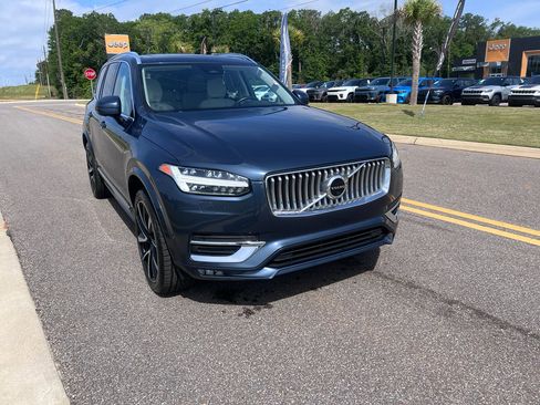 Used 2023 Volvo XC90 B6 Plus w/ Protection Package Premier AWD/4WD image 2