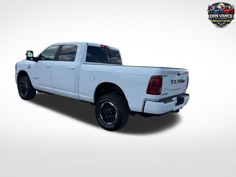 Used 2026 RAM 2500 Laramie AWD/4WD image 3