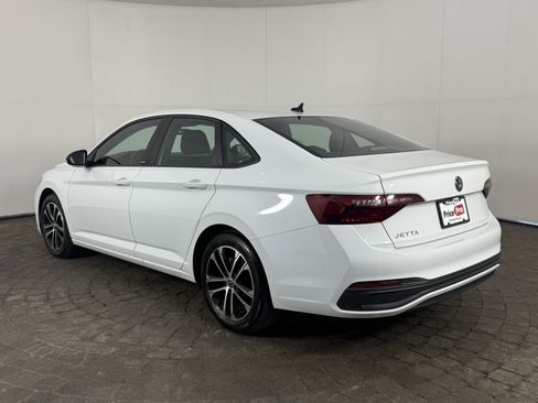 Used 2023 Volkswagen Jetta Sport w/ IQ.Drive Package FWD image 5