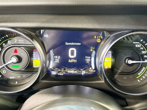 Used 2023 Jeep Wrangler Unlimited Sahara w/ Cold Weather Group AWD/4WD image 18