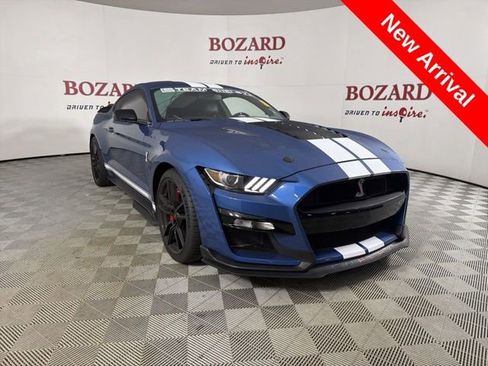 Used 2021 Ford Mustang Shelby GT500 w/ Technology Package RWD image 1