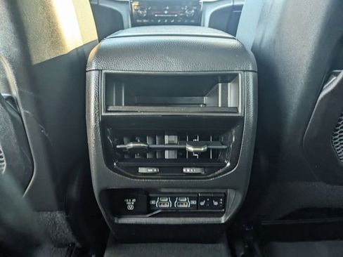 Certified 2022 Jeep Grand Cherokee Limited image 14