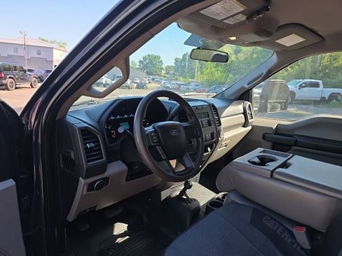 Used 2017 Ford F350 XL AWD/4WD image 11