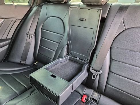 Used 2015 Mercedes-Benz C 300 4MATIC Sedan image 29