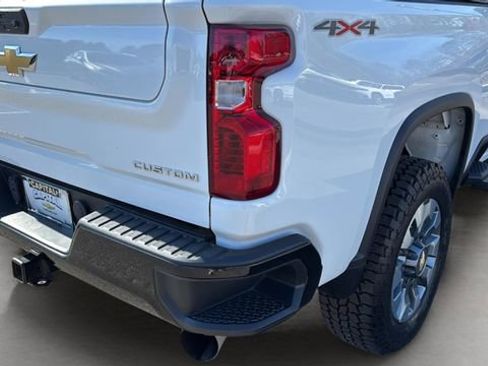 Used 2023 Chevrolet Silverado 2500 Custom w/ Custom Value Package image 35
