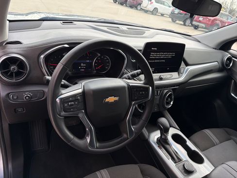 Used 2025 Chevrolet Blazer LT image 14
