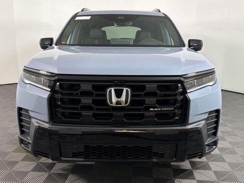 New 2026 Honda Pilot Black Edition image 4