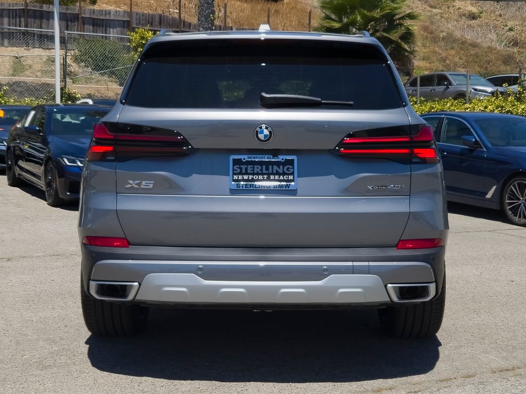 New 2026 BMW X5 xDrive40i w/ Parking Assistance Package AWD/4WD image 18