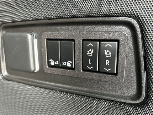 Used 2023 Cadillac Escalade Sport Platinum w/ LPO, ONYX Package image 58