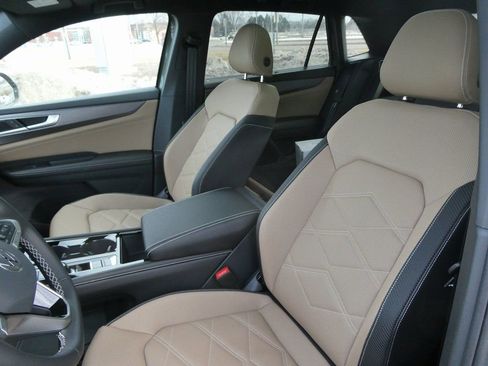 Used 2026 Volkswagen Atlas SE AWD/4WD image 31