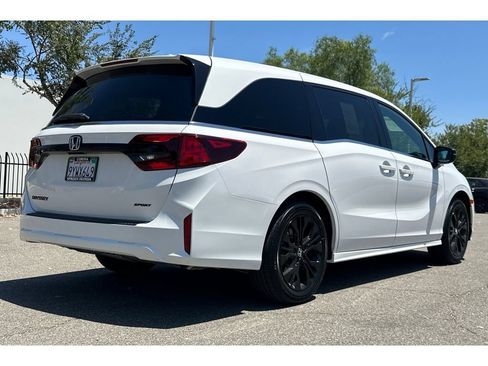 Used 2026 Honda Odyssey Sport-L image 6