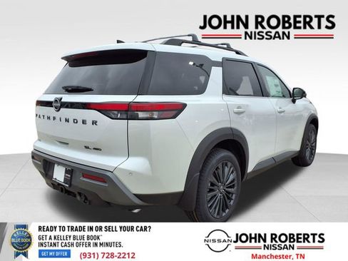 New 2026 Nissan Pathfinder SL w/ SL Premium Package AWD/4WD image 18