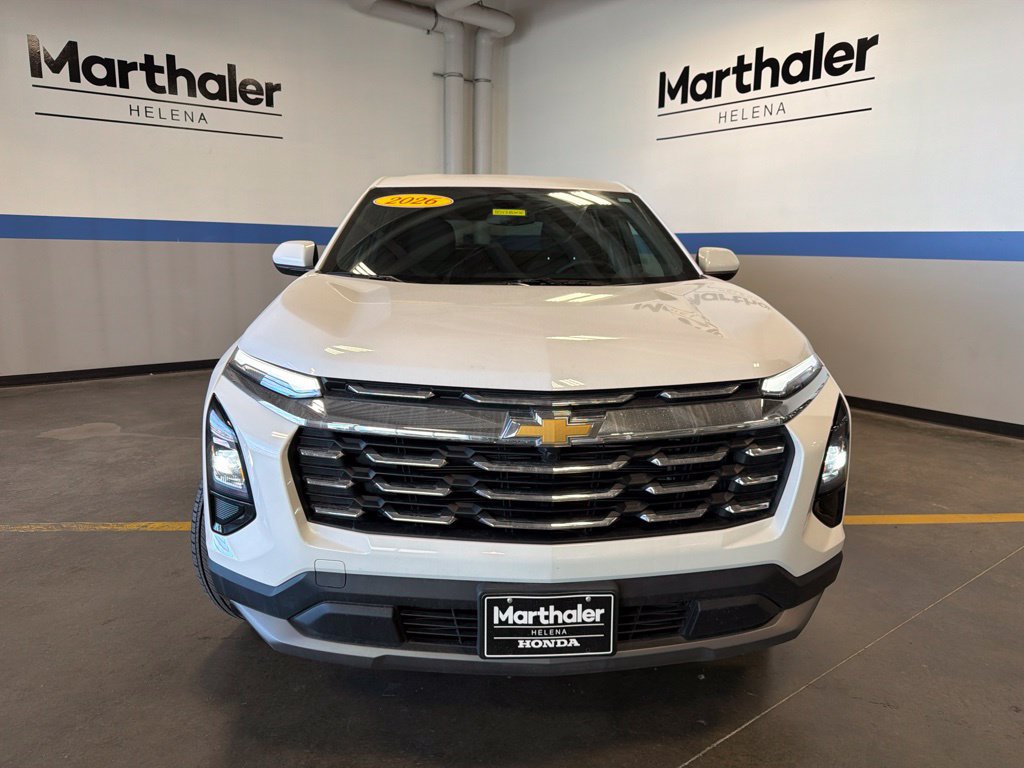 Used 2026 Chevrolet Equinox LT AWD/4WD image 2