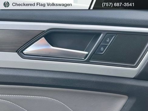 Used 2023 Volkswagen Atlas SE FWD image 14