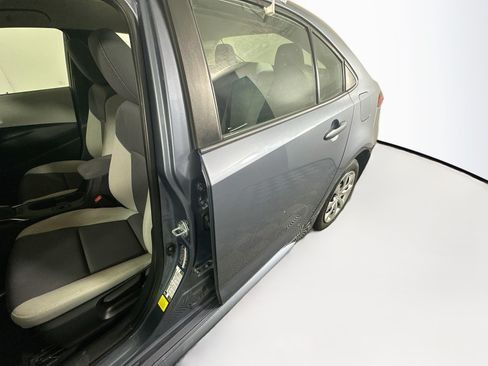 Used 2023 Toyota Corolla LE FWD image 12