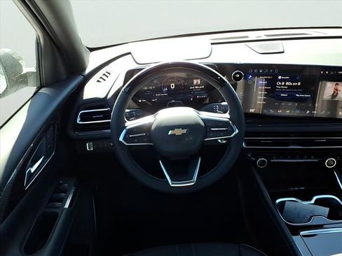 New 2026 Chevrolet Traverse High Country w/ LPO, Floor Liner Package image 14