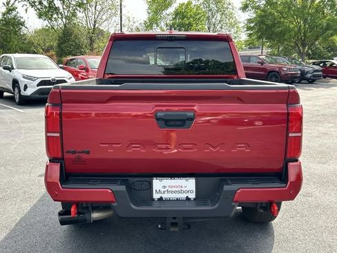 Used 2024 Toyota Tacoma TRD Off-Road image 5