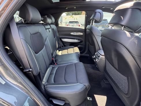 Used 2023 Genesis GV70 2.5T w/ Sport Prestige Package AWD/4WD image 21