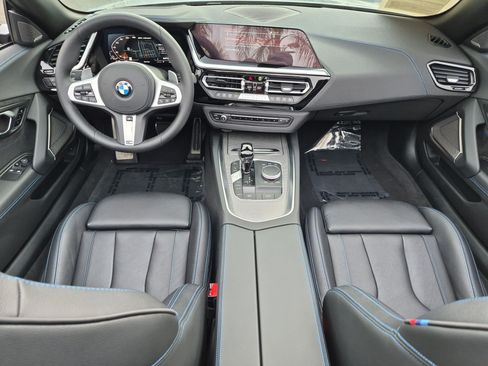 Used 2026 BMW Z4 M40i w/ Premium Package RWD image 28