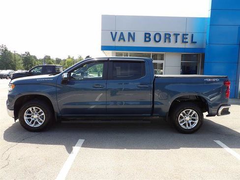 Certified 2024 Chevrolet Silverado 1500 LT AWD/4WD image 2
