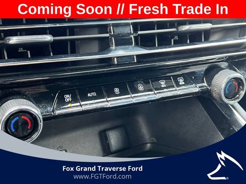 Used 2026 Chevrolet Traverse LT AWD/4WD image 25