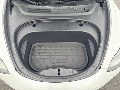 Used 2023 Tesla Model 3 Standard Range image 30