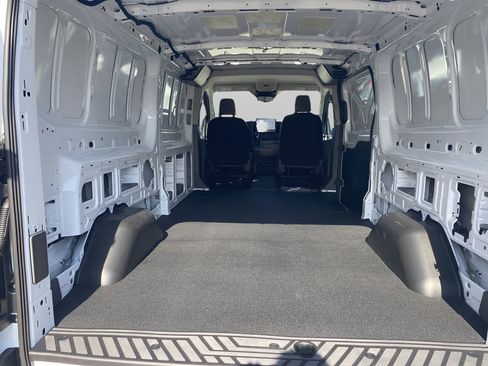 New 2026 Ford Transit 350 148 Low Roof AWD image 9