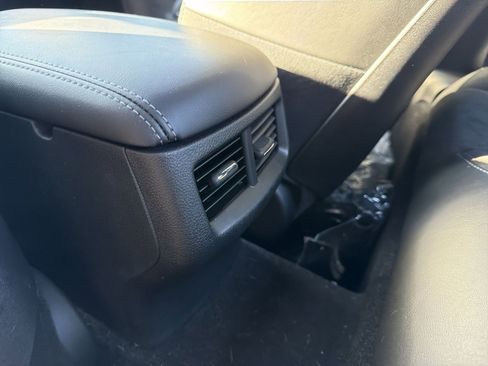 Used 2022 Dodge Challenger R/T w/ Plus Package image 30