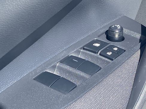 Certified 2025 Toyota Corolla LE FWD image 29