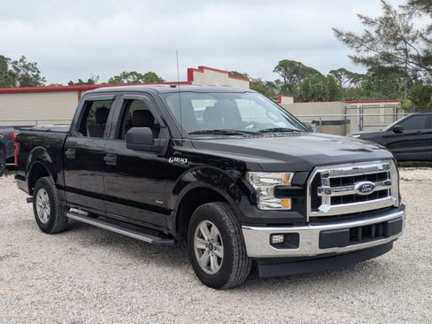 Used 2017 Ford F150 XLT image 3