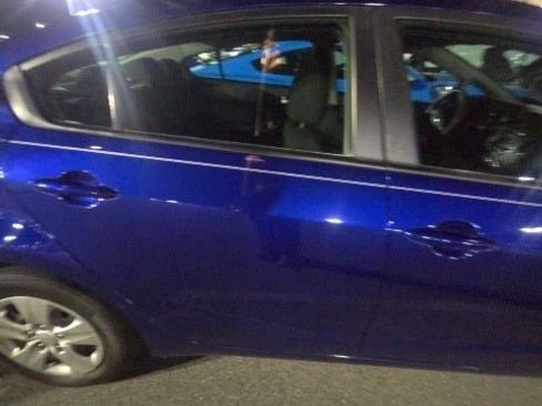 Used 2017 Kia Forte LX image 4