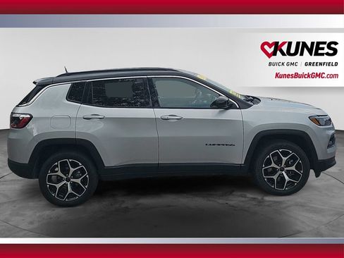 Used 2025 Jeep Compass Limited AWD/4WD image 12