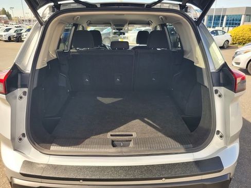 Certified 2024 Nissan Rogue SV image 11