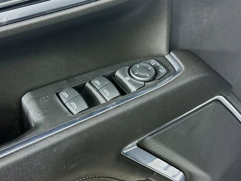 Used 2023 GMC Sierra 1500 Elevation image 18