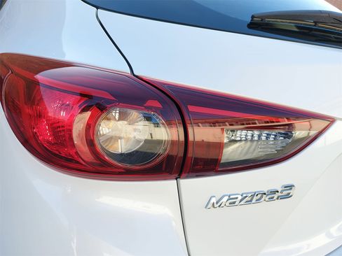 Used 2016 MAZDA MAZDA3 s Touring image 41