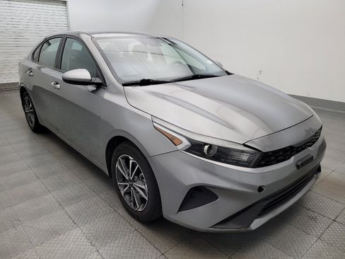 Used 2022 Kia Forte LXS FWD image 13