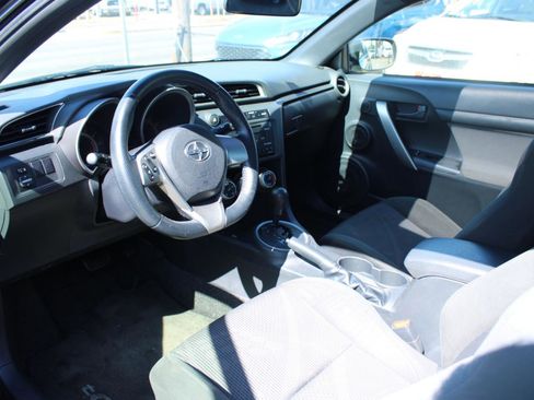 Used 2013 Scion tC image 13