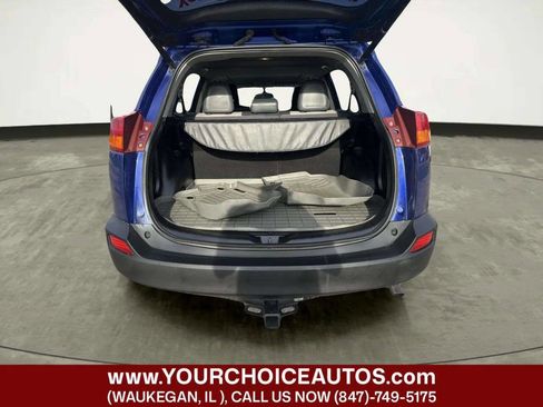 Used 2015 Toyota RAV4 Limited image 12