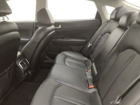 Used 2019 Kia Optima EX w/ EX Premium Package image 18