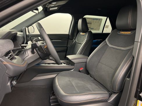 New 2026 Ford Explorer Tremor w/ Tremor Convenience Package image 28