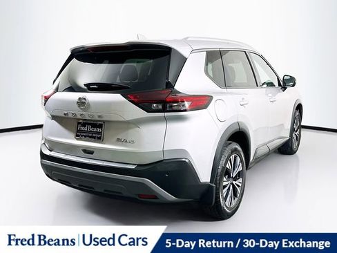 Certified 2021 Nissan Rogue SV w/ Premium Package AWD/4WD image 8