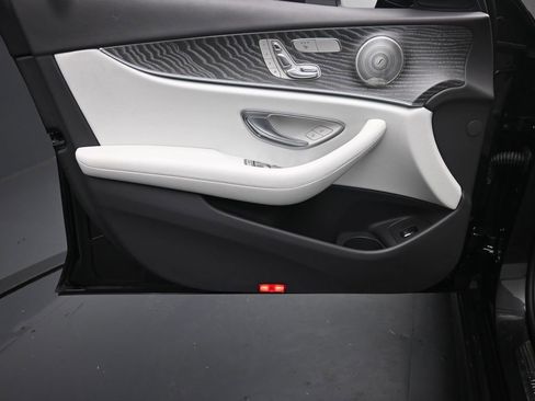 Used 2023 Mercedes-Benz E 350 Sedan image 19