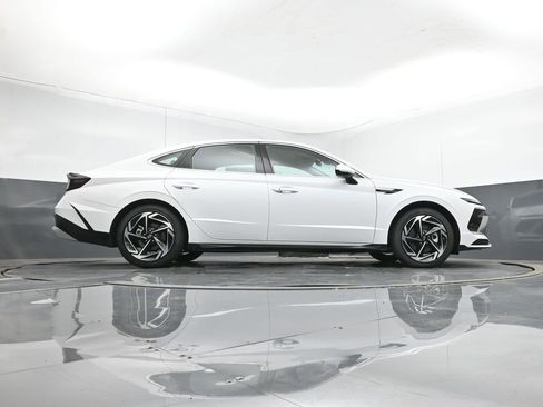 New 2026 Hyundai Sonata SEL FWD image 41