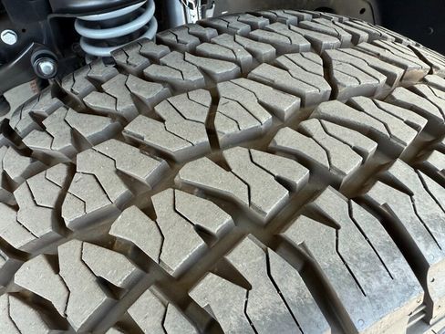 Used 2018 Jeep Wrangler Unlimited Sport S image 46