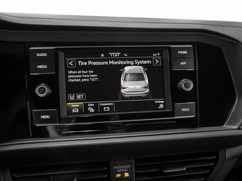 Used 2022 Volkswagen Jetta Sport image 45