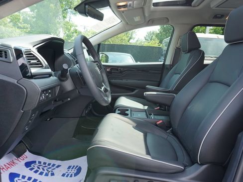 Used 2026 Honda Odyssey Touring image 9