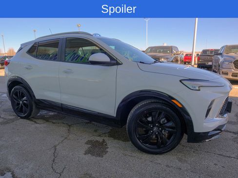 Used 2024 Buick Encore GX Sport Touring image 12